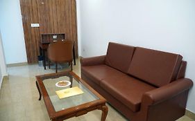 The Lohmod Hotel - Near Delhi Airport